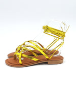 Sandal in laminated leather with laces