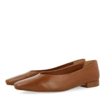 GIFFORD WOMEN'S THIN TOE BALLERINAS