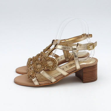 Low heel sandal with stones