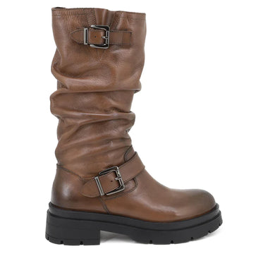 Half-leg boot with buckles