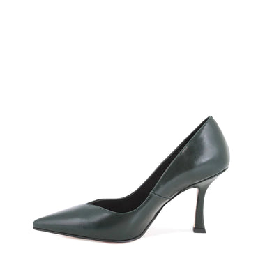 Pumps with spool heel