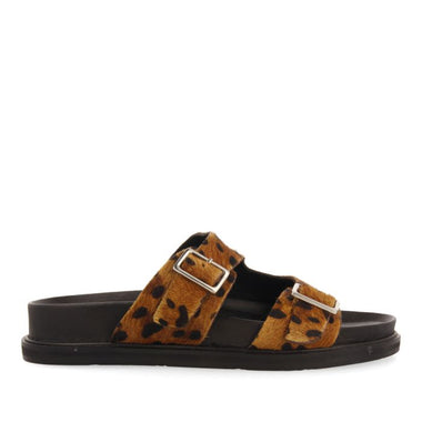 Mocula effect sandal