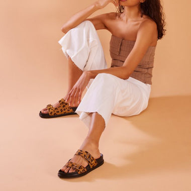 Mocula effect sandal